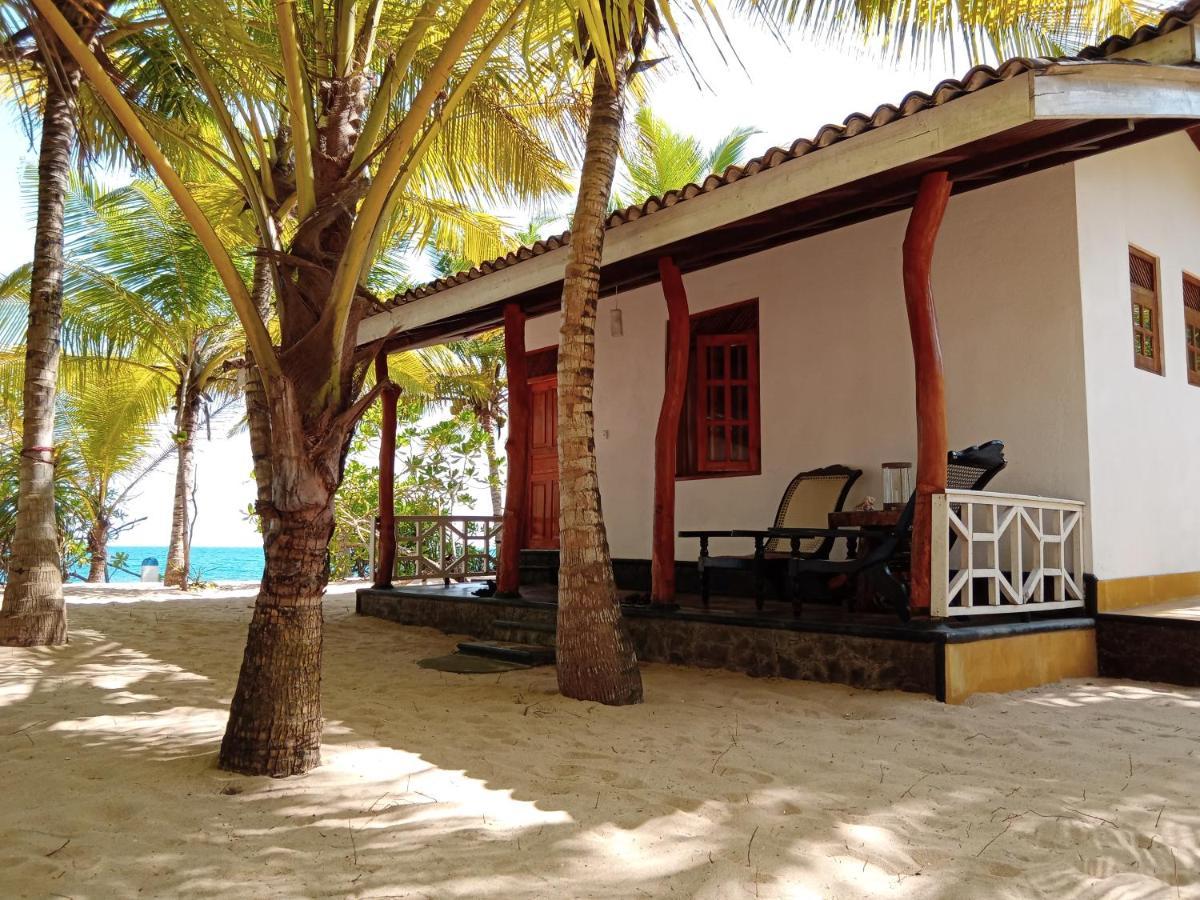 Ibisbird Beach Bungalows, Sport, Spa And Restaurant แทนกาลเล ภายนอก รูปภาพ