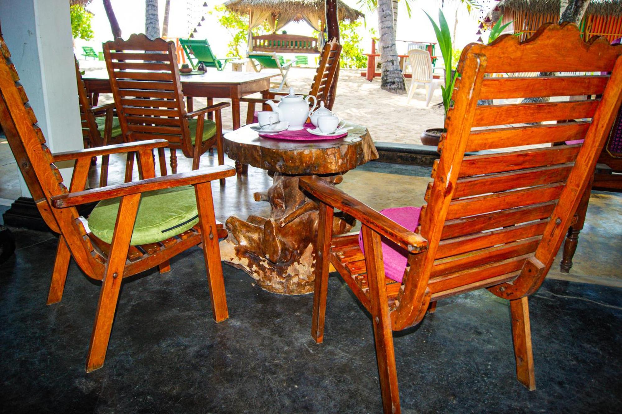 Ibisbird Beach Bungalows, Sport, Spa And Restaurant แทนกาลเล ภายนอก รูปภาพ