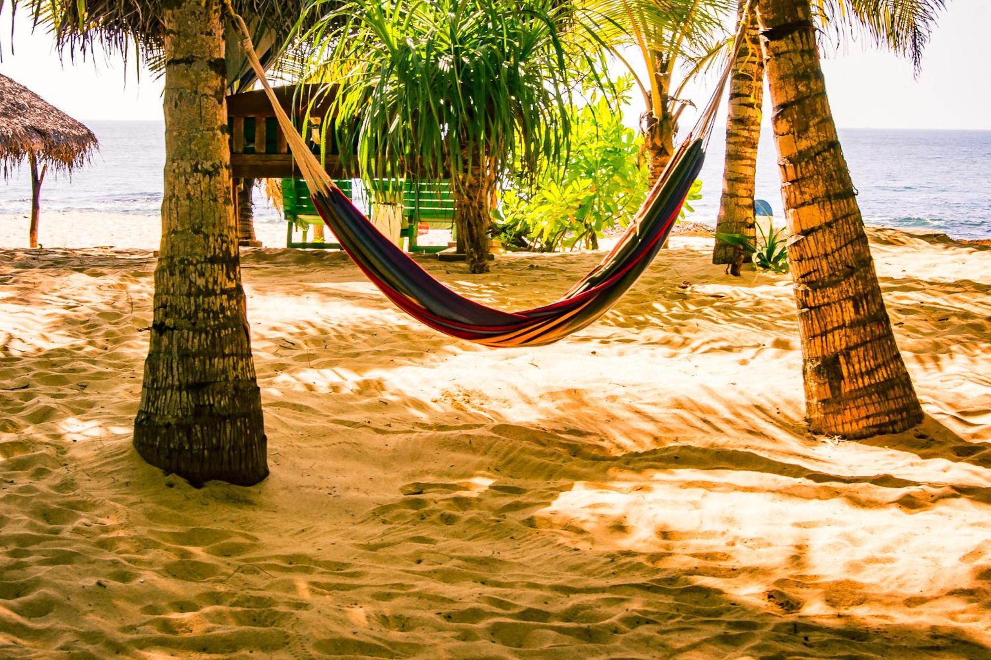 Ibisbird Beach Bungalows, Sport, Spa And Restaurant แทนกาลเล ภายนอก รูปภาพ