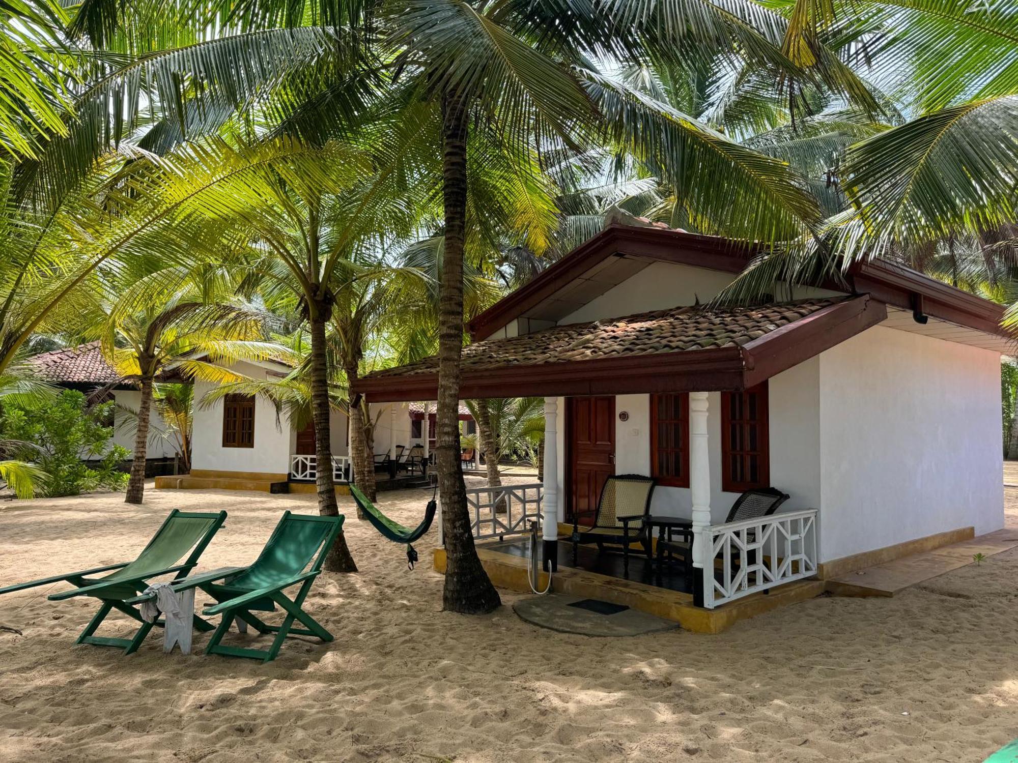 Ibisbird Beach Bungalows, Sport, Spa And Restaurant แทนกาลเล ภายนอก รูปภาพ